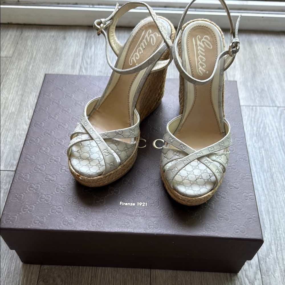 Gucci Cream Sandals with Wedge Heel and Ankle Strap